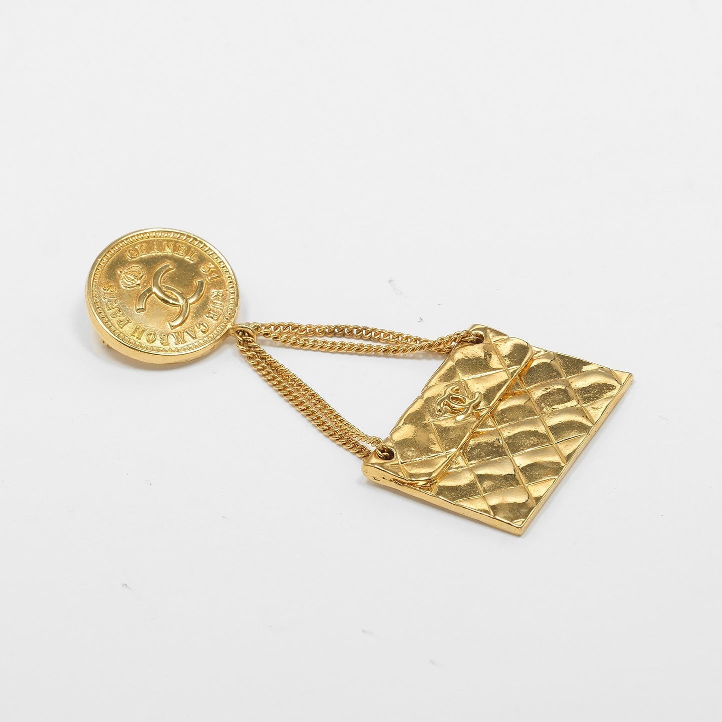 Chanel Vintage Medallion Flap Bag Brooch Metal, GOLD, GOLD_PLATED, Brooch