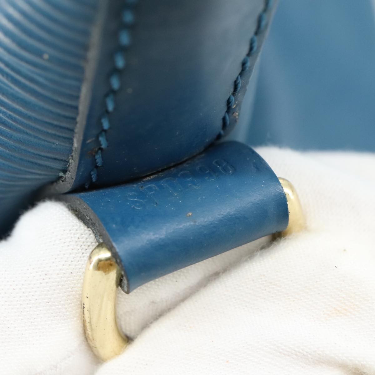 Louis Vuitton Noe Handbag Epi leather, BLUE, LEATHER, Shoulder bag