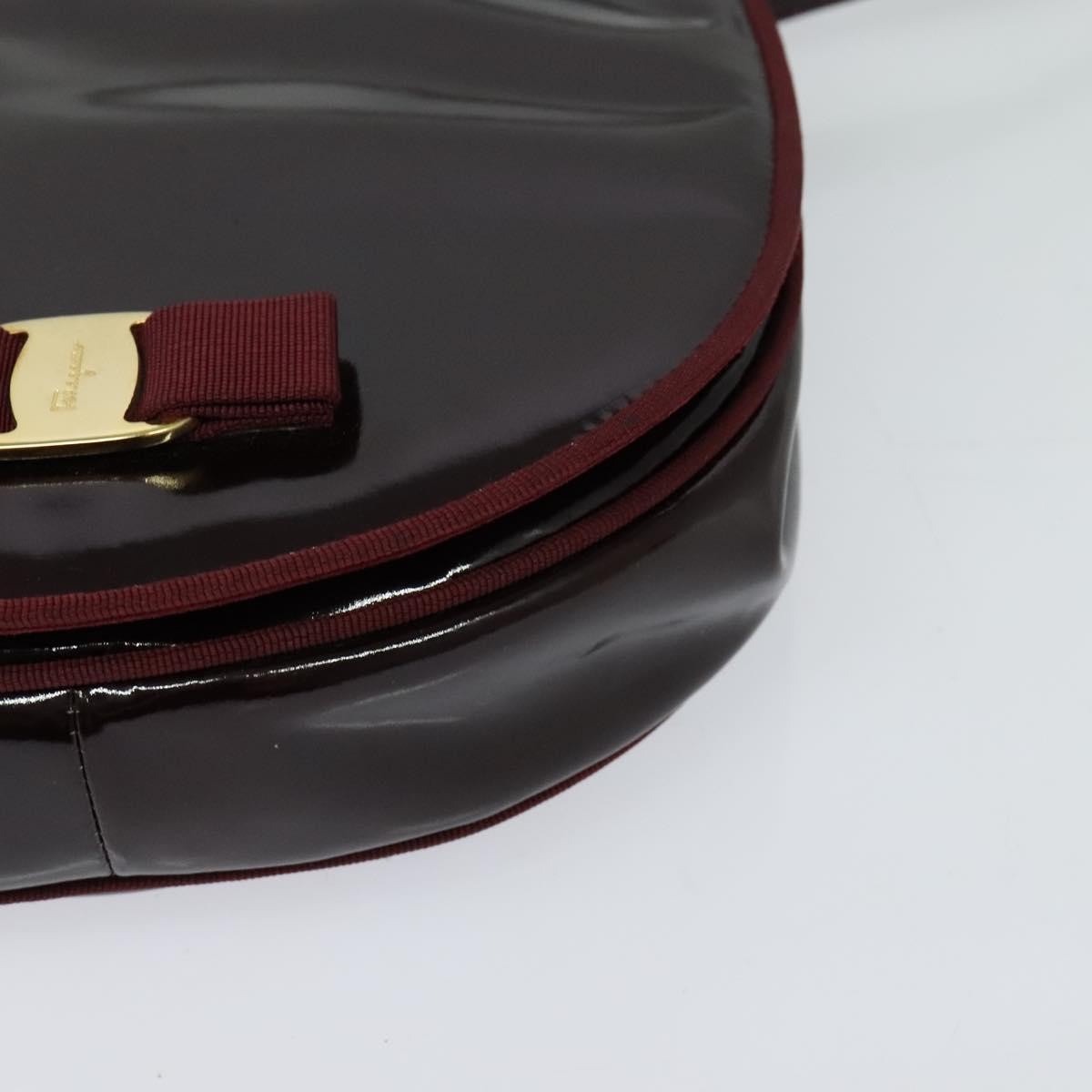 Salvatore Ferragamo Vala Shoulder Bag Patent Leather, BURGUNDY, PATENT_LEATHER, Shoulder bag