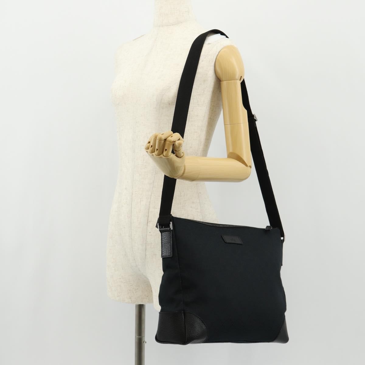 Gucci Original Messenger GG Canvas, BLACK, CANVAS, Shoulder bag