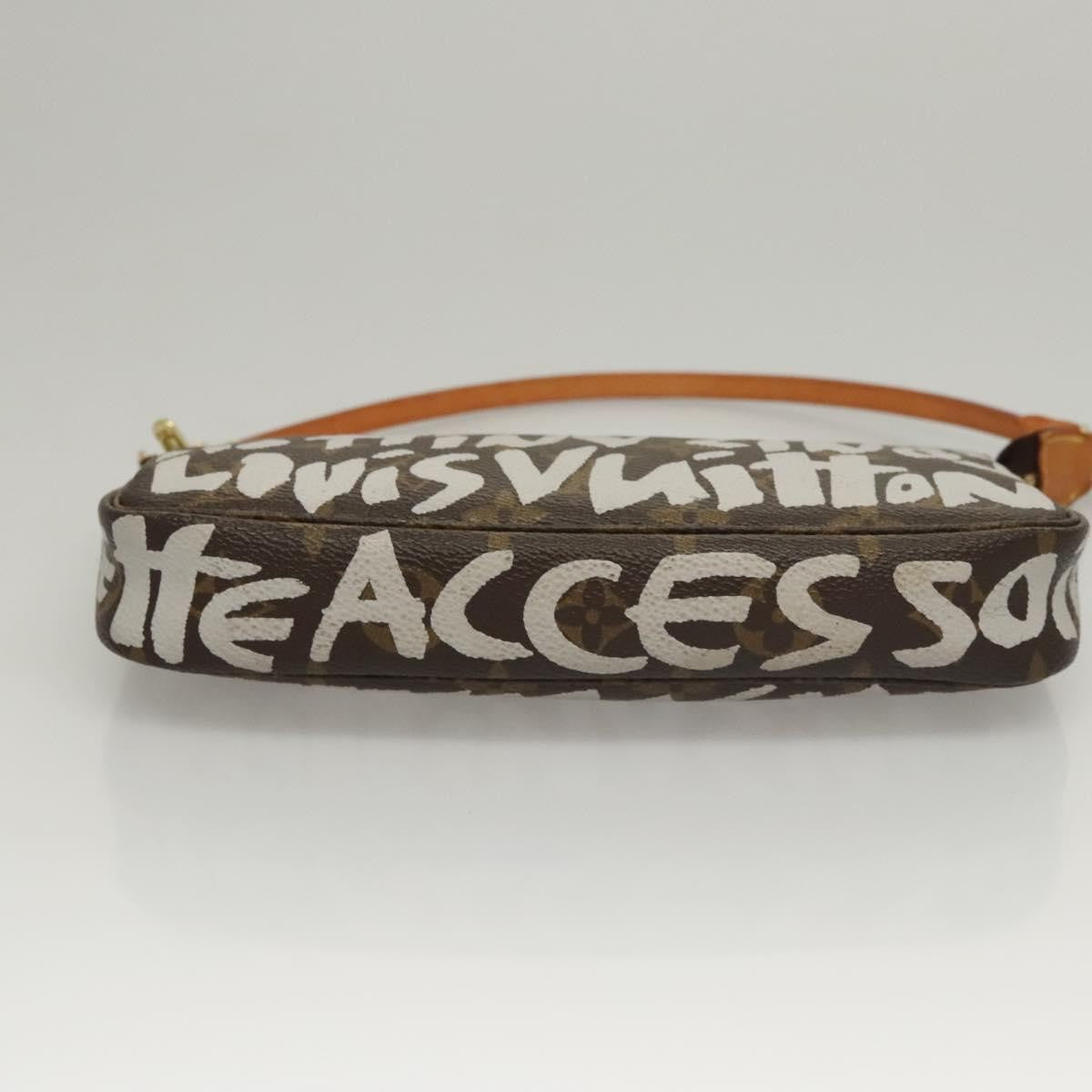 Louis Vuitton Pochette Accessoires Limited Edition Monogram Graffiti, WHITE, CANVAS, Clutche & pouche