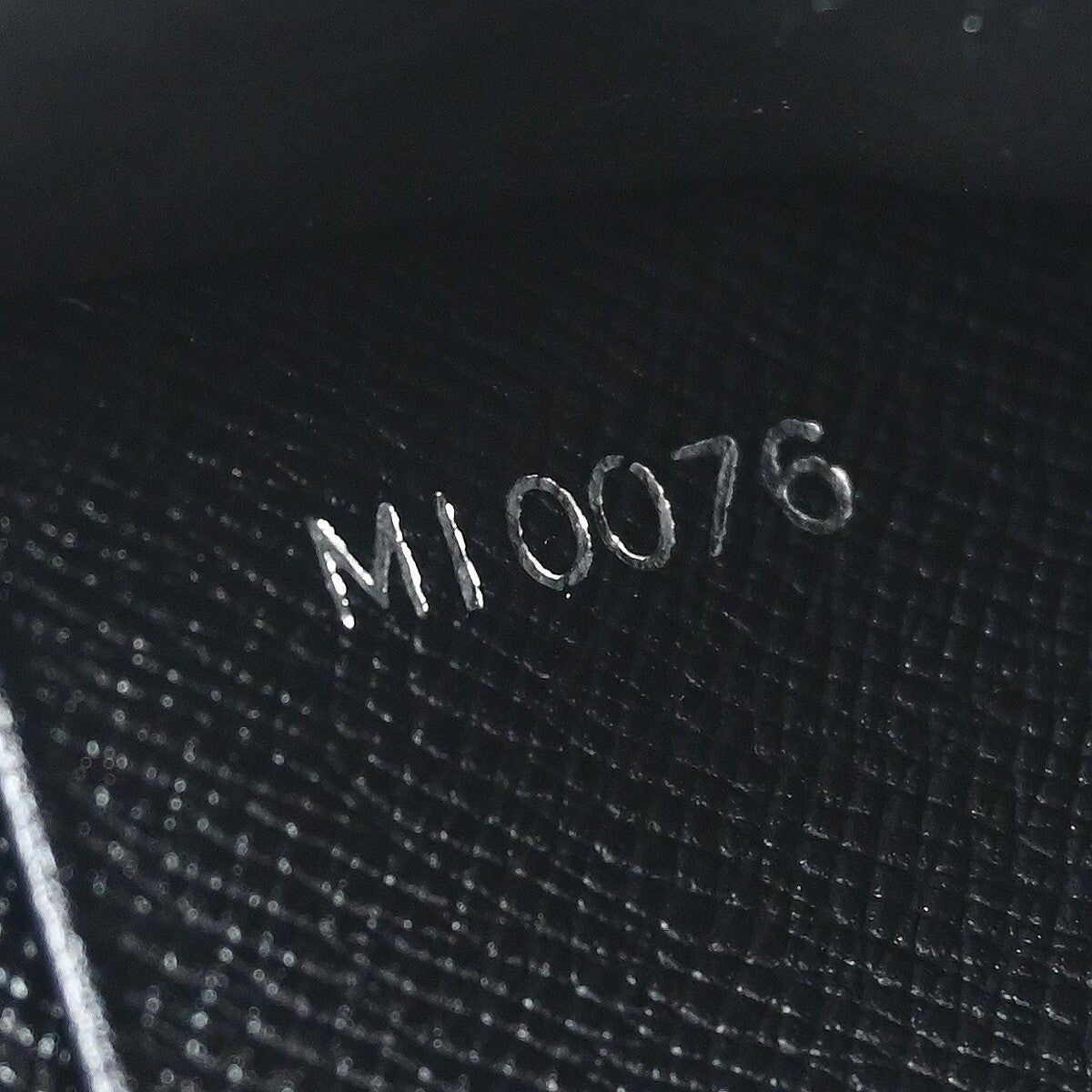 Louis Vuitton Atoll Organizer Wallet Taiga Leather, BLACK, LEATHER, Clutche & pouche