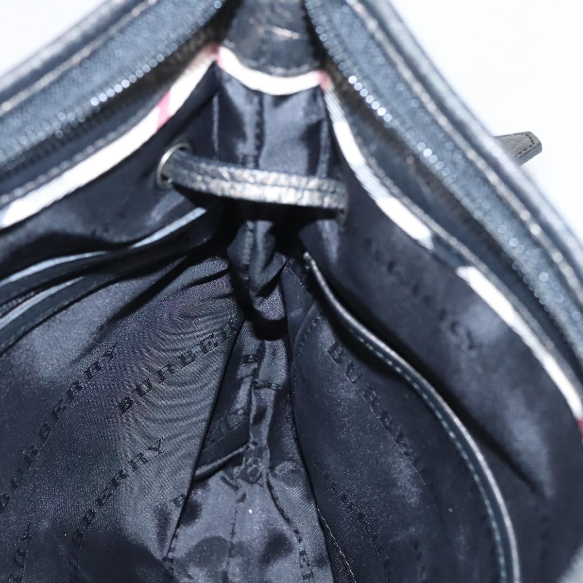 Burberry Zip Top Messenger Nylon, BLACK, NYLON, Shoulder bag