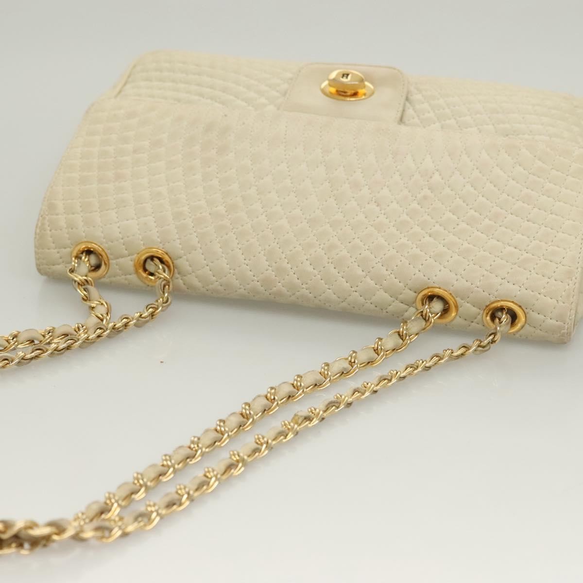 Bally Vintage Chain Shoulder Bag Quilted Leather, WHITE, LEATHER, Shoulder bag