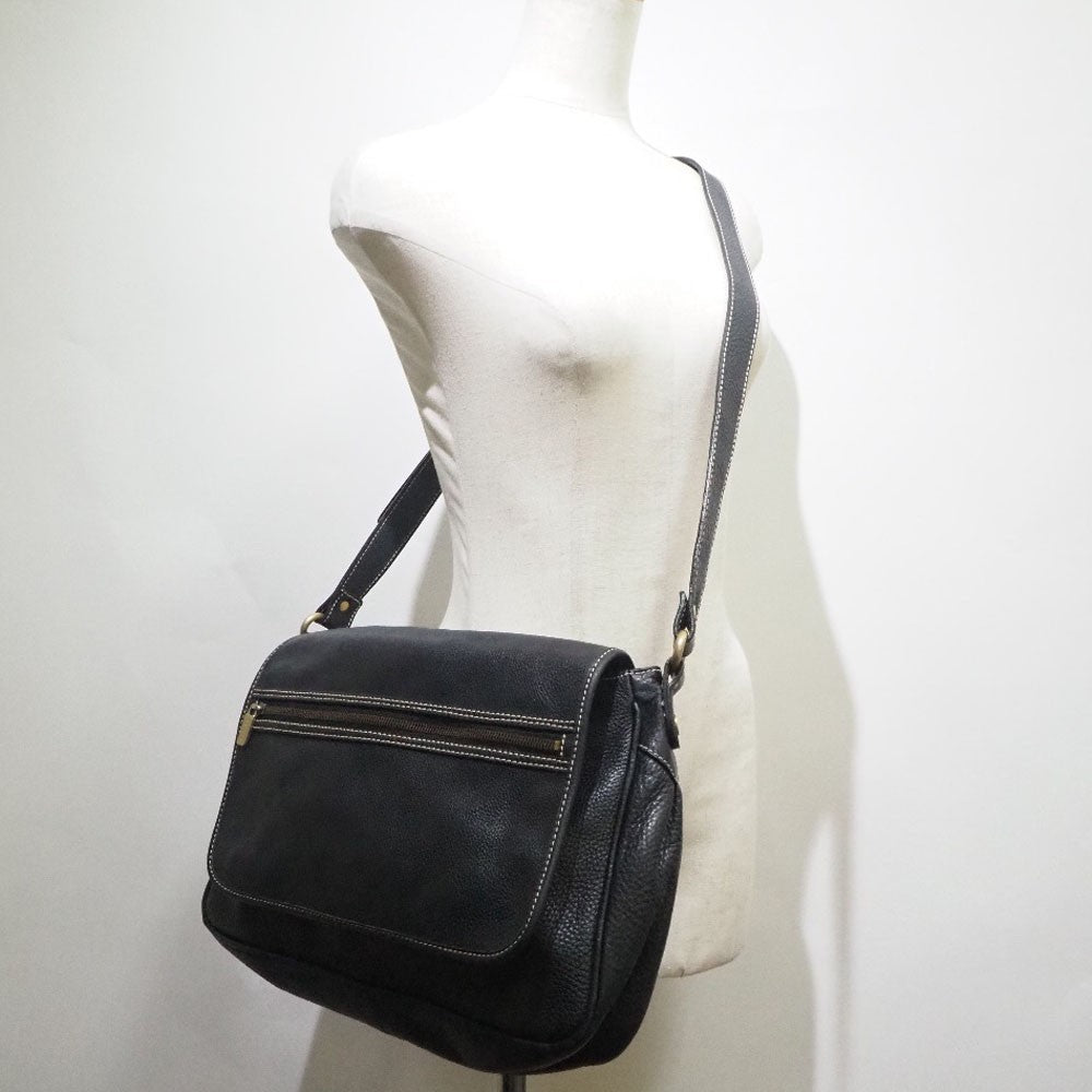 Celine Vintage Shoulder Bag Leather, BLACK, CALFSKIN, Shoulder bag