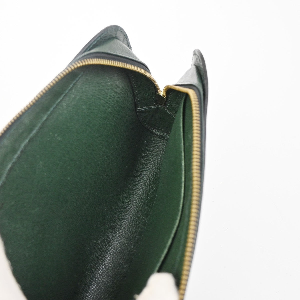 Louis Vuitton Pochette Baikal Clutch Taiga Leather, GREEN, LEATHER, Clutche & pouche