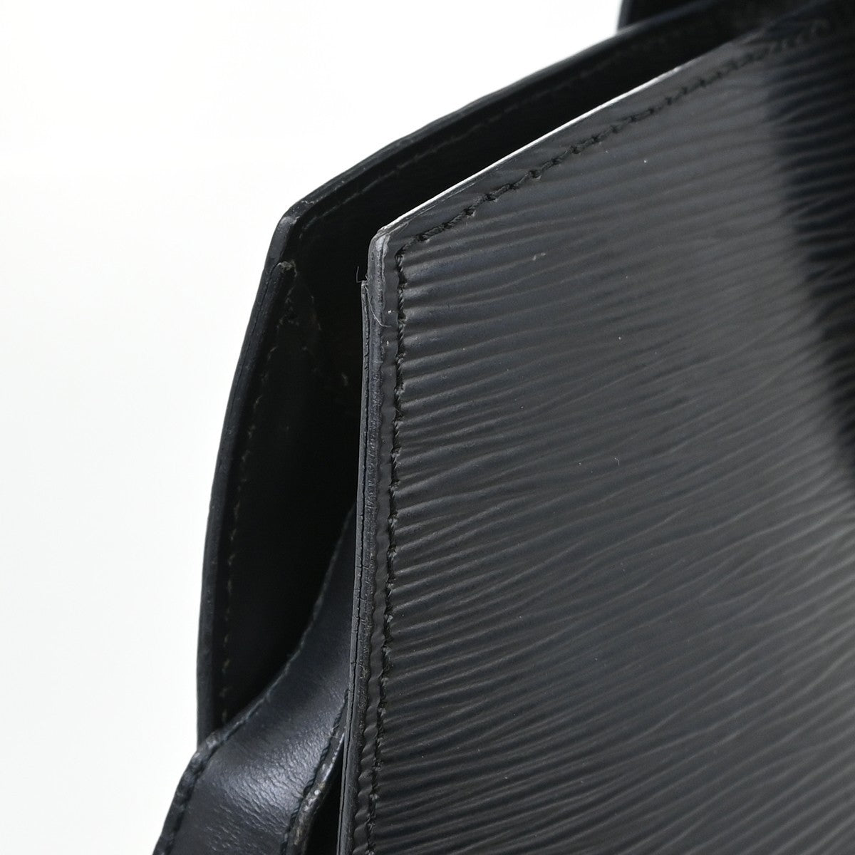Louis Vuitton Cluny Shoulder Bag Epi Leather, Black, Leather, Shoulder Bag