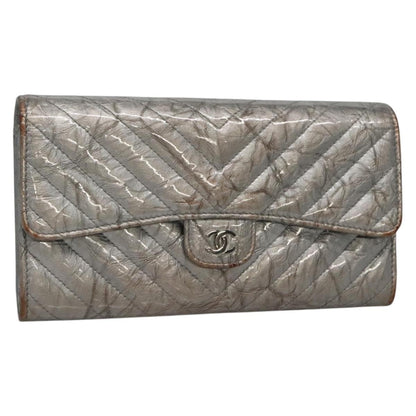Chanel L-Flap Wallet Chevron Patent, SILVER, PATENT_LEATHER, Wallets
