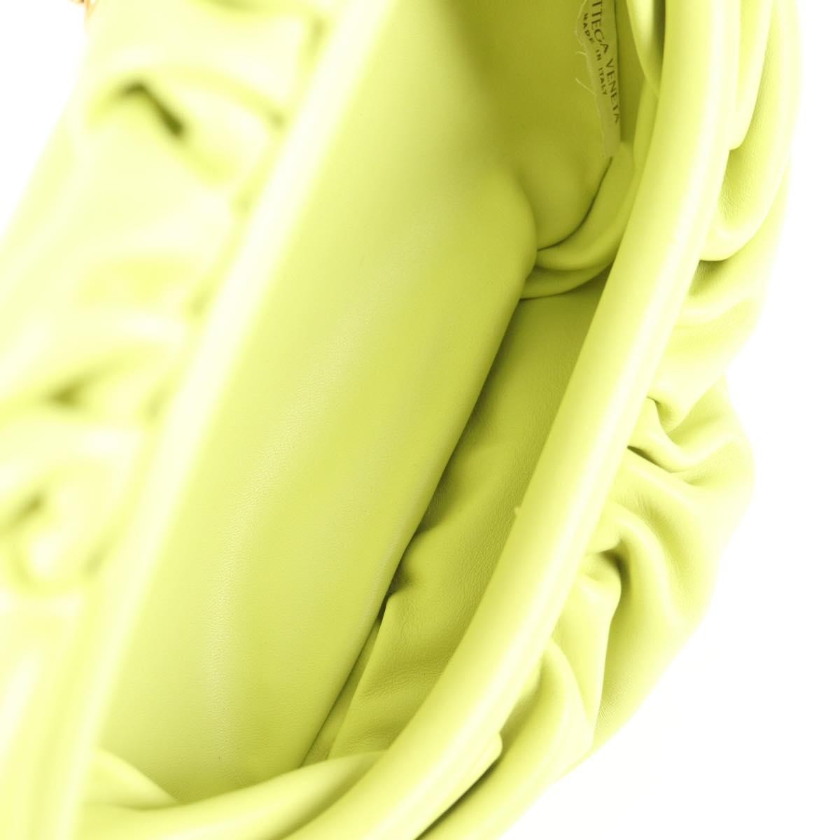 Bottega Veneta The Chain Pouch Leather, GREEN, LEATHER, Clutche & pouche