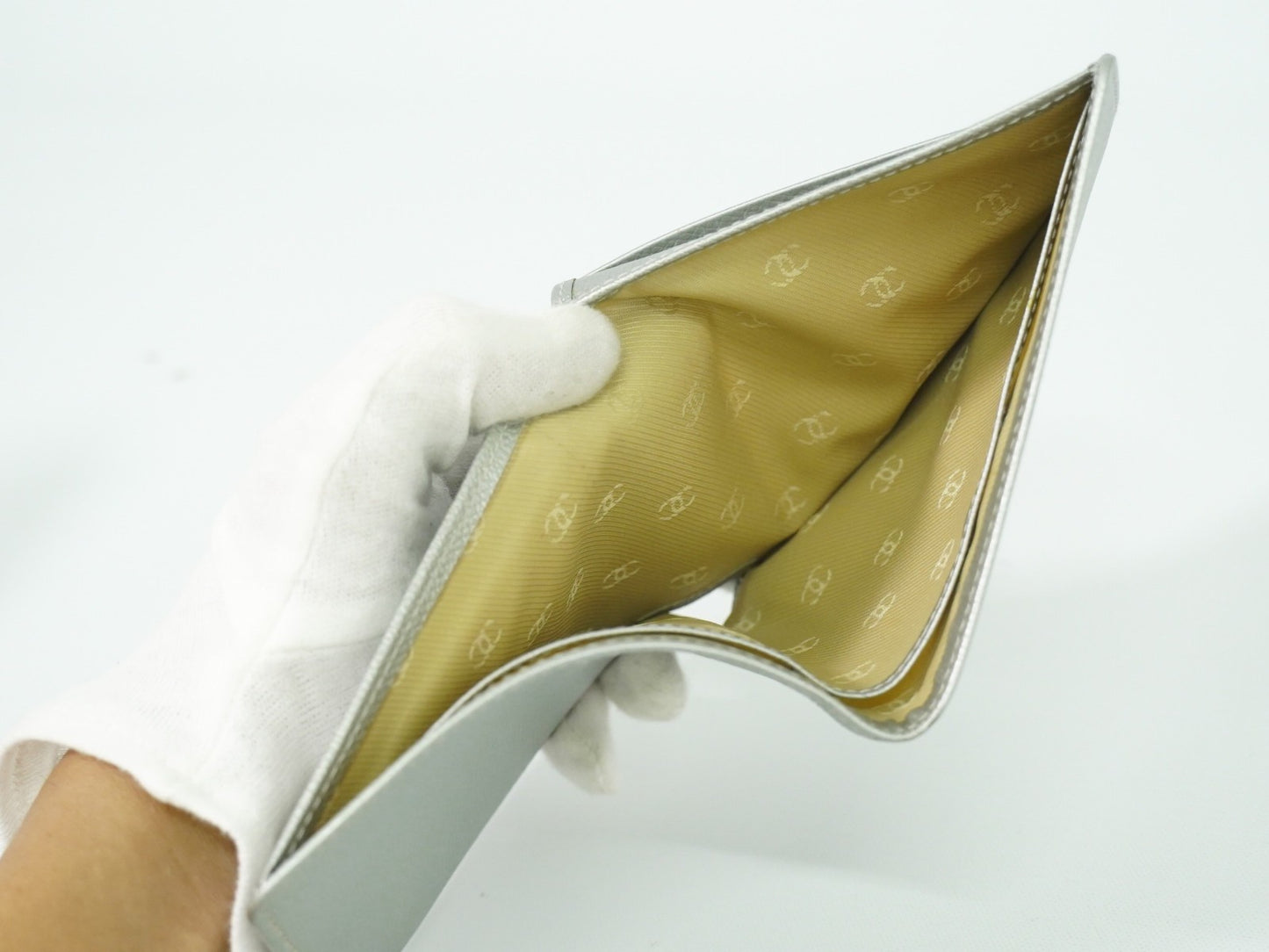 Chanel Coco bouton wallet Leather, SILVER, LEATHER, Wallets