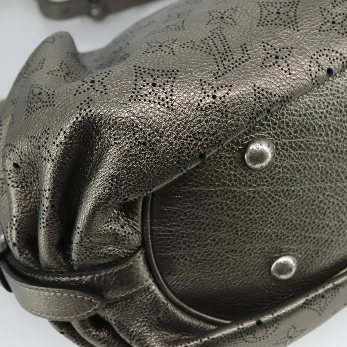 Louis Vuitton XS Crossbody Bag Mahina Leather, METALLIC, CANVAS, Shoulder bag