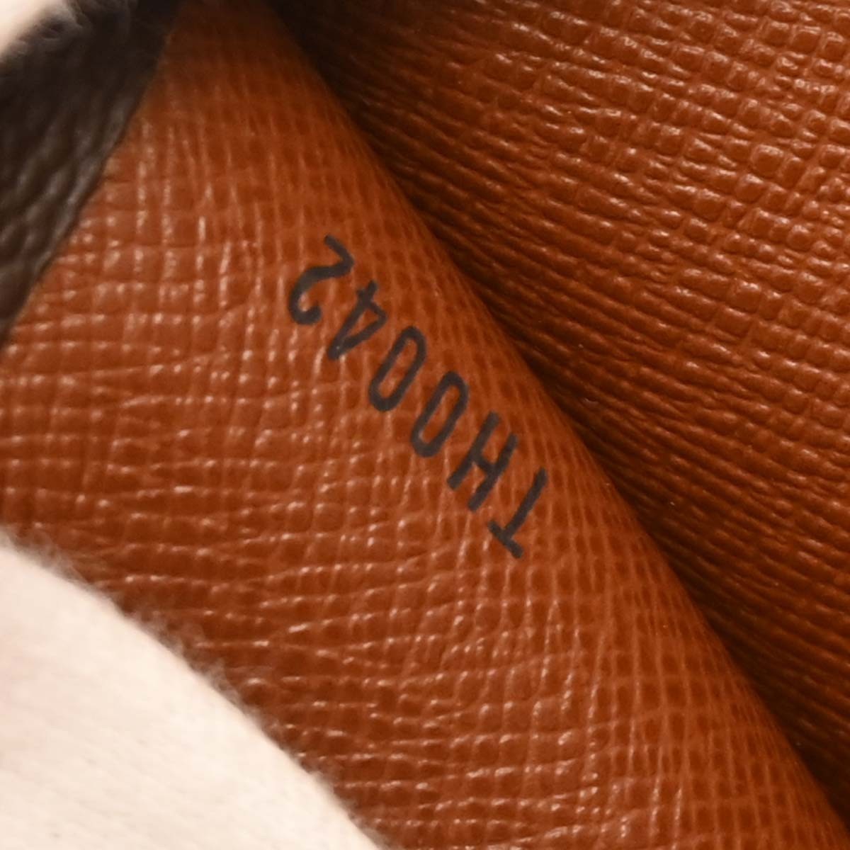 Louis Vuitton Poche Documents Monogram Canvas, BROWN, CANVAS, Clutche & pouche