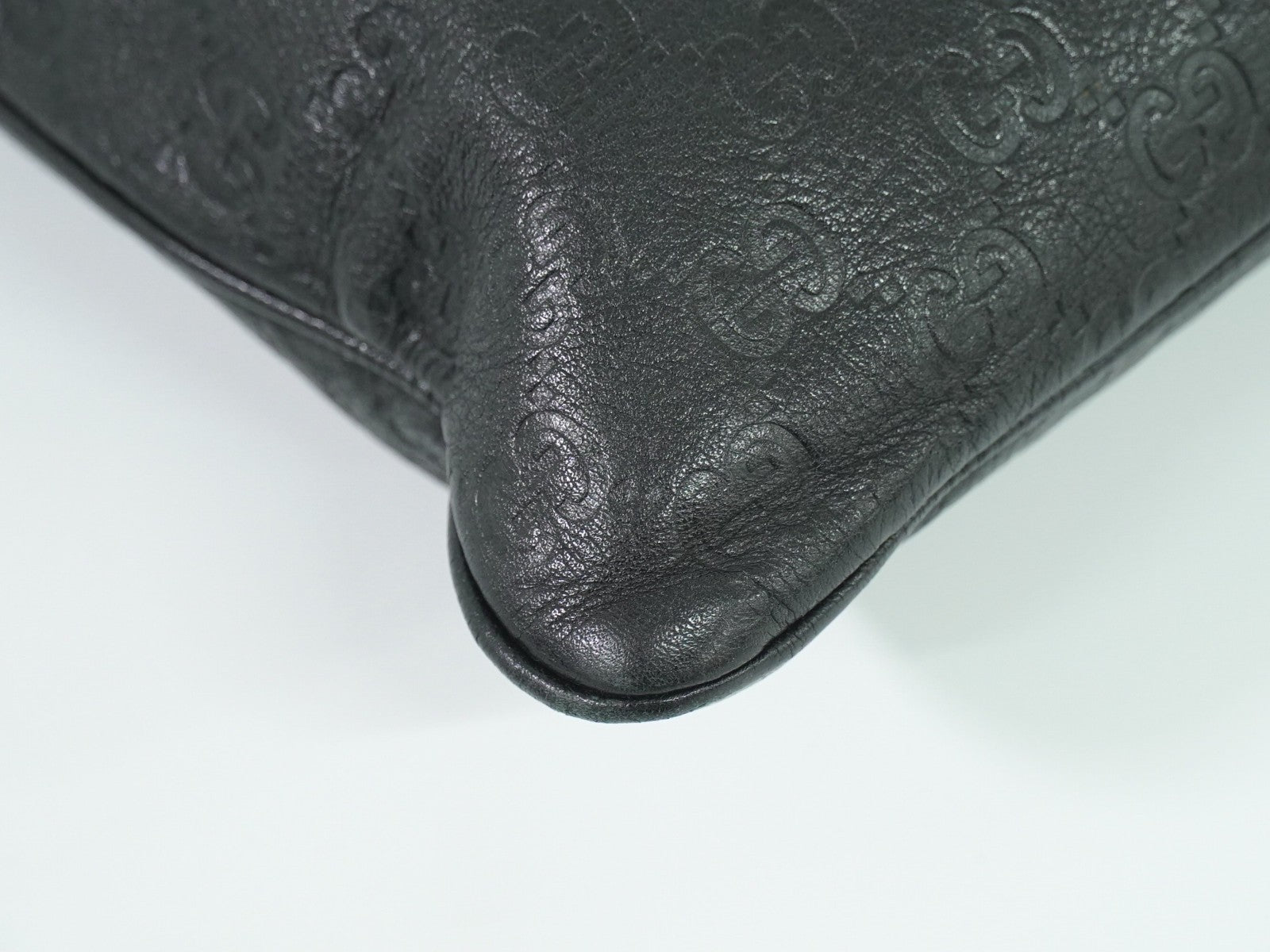 Gucci Crossbody Bag Guccissima Leather, BLACK, LEATHER, Shoulder bag