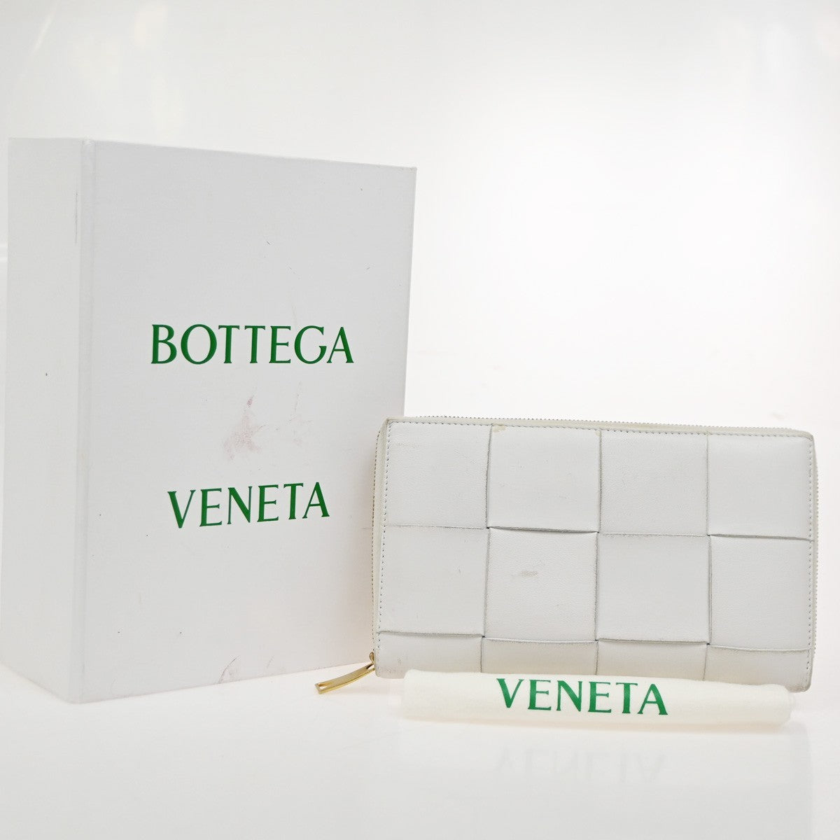Bottega Veneta Cassette Zip Around Wallet Maxi Intrecciato Leather, WHITE, LEATHER, Wallets