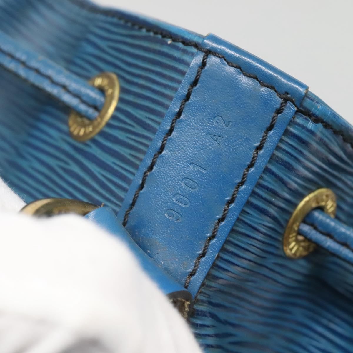 Louis Vuitton Noe Handbag Epi leather, BLUE, LEATHER, Handbag