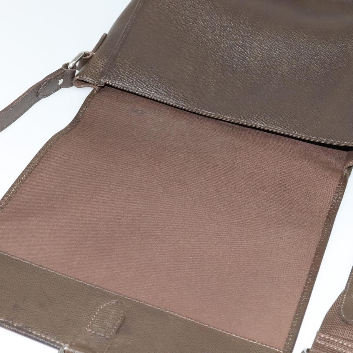 Louis Vuitton Andrei Messenger Bag Taiga Leather, BROWN, LEATHER, Shoulder bag