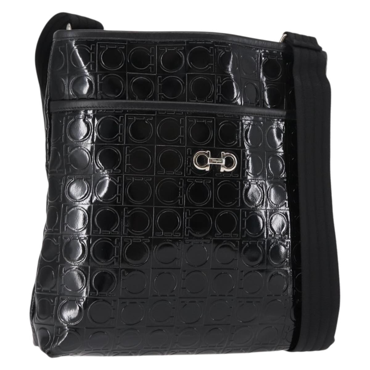 Salvatore Ferragamo Gancini Shoulder Bag Patent Leather, BLACK, PATENT_LEATHER, Shoulder bag