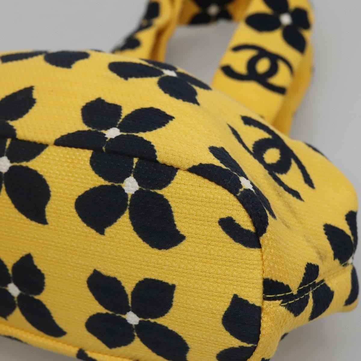 Chanel Vintage Frame Shoulder Bag Printed Canvas, YELLOW, CANVAS, Shoulder bag