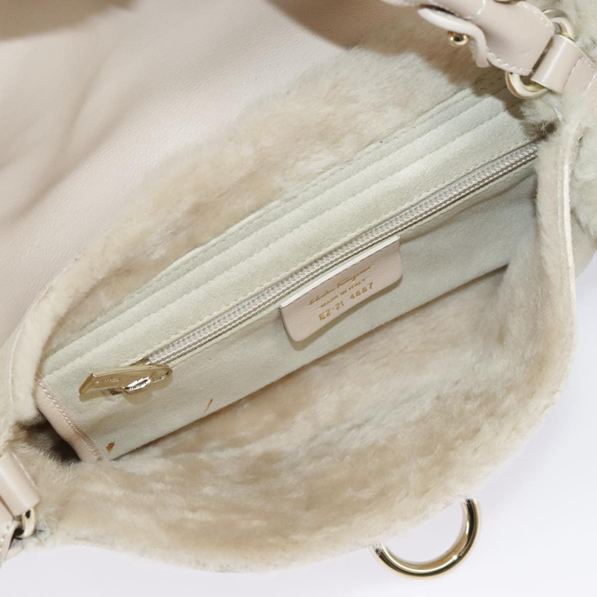 Salvatore Ferragamo Gancini Shoulder Bag Leather, PINK, LEATHER, Shoulder bag