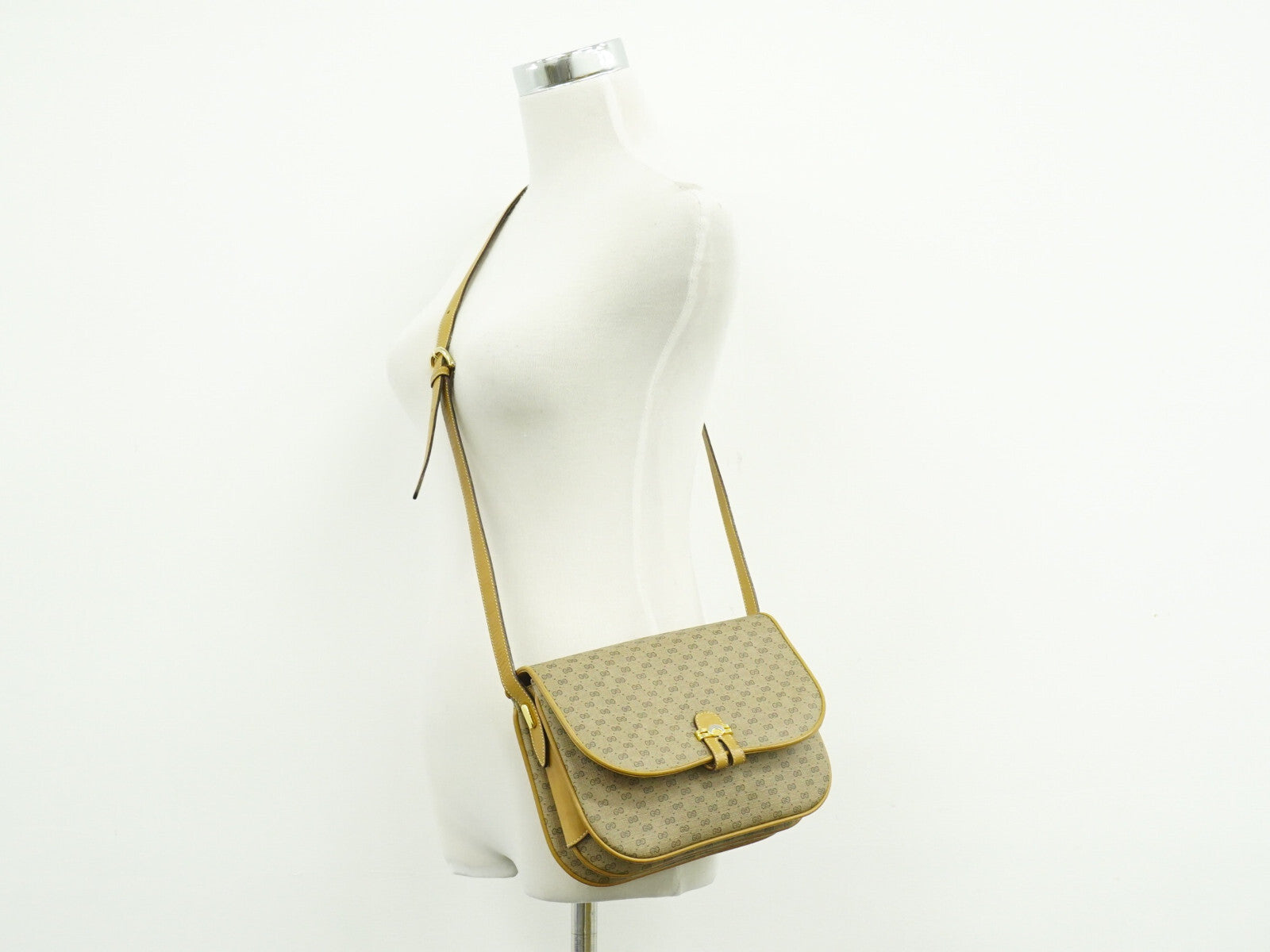 Gucci GG Marmont Pouch Crossbody Bag Leather, BEIGE, CANVAS, Crossbody bag