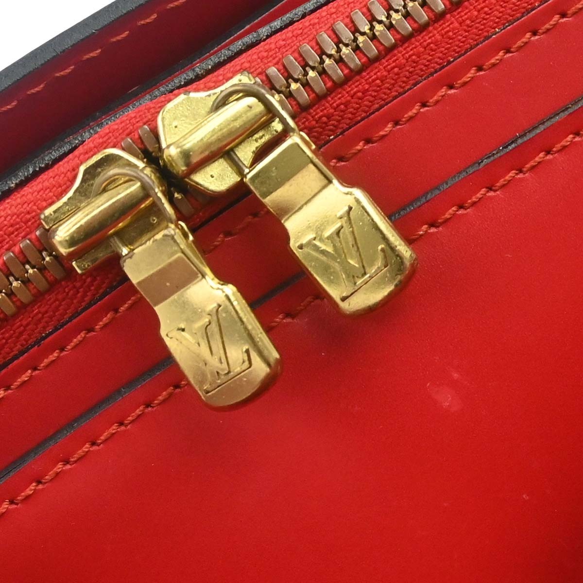 Louis Vuitton Pont Neuf Handbag Epi Leather, Red, Leather, Handbag