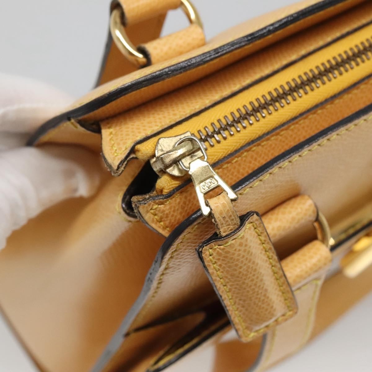 Celine Vintage turn lock shoulder bag Leather, YELLOW, LEATHER, Shoulder bag