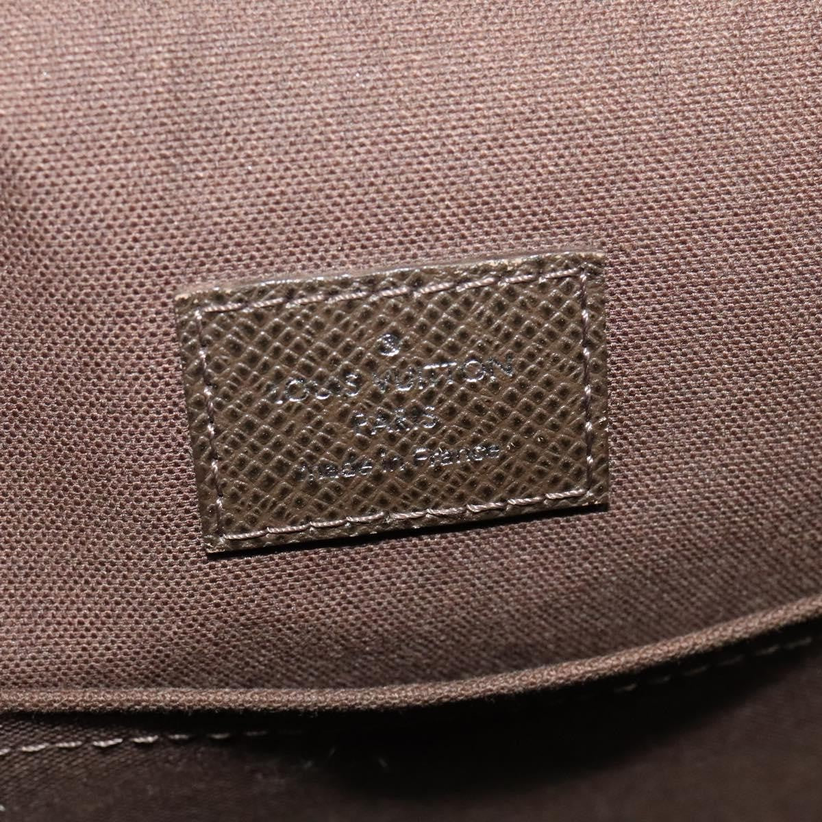 Louis Vuitton Andrei Messenger Bag Taiga Leather, BROWN, LEATHER, Shoulder bag