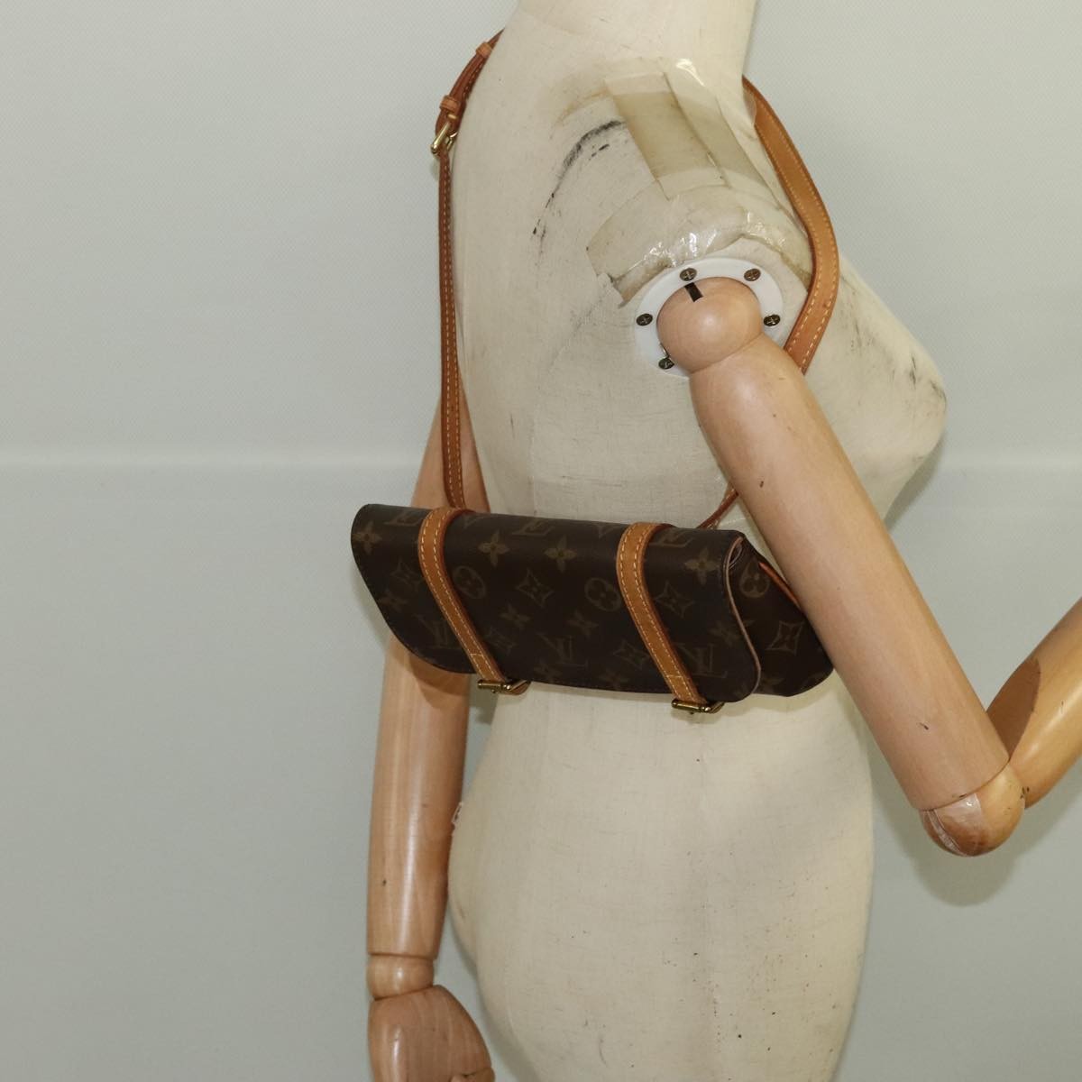 Louis Vuitton Pochette Marrell Monogram Canvas, BROWN, CANVAS, Clutche & pouche