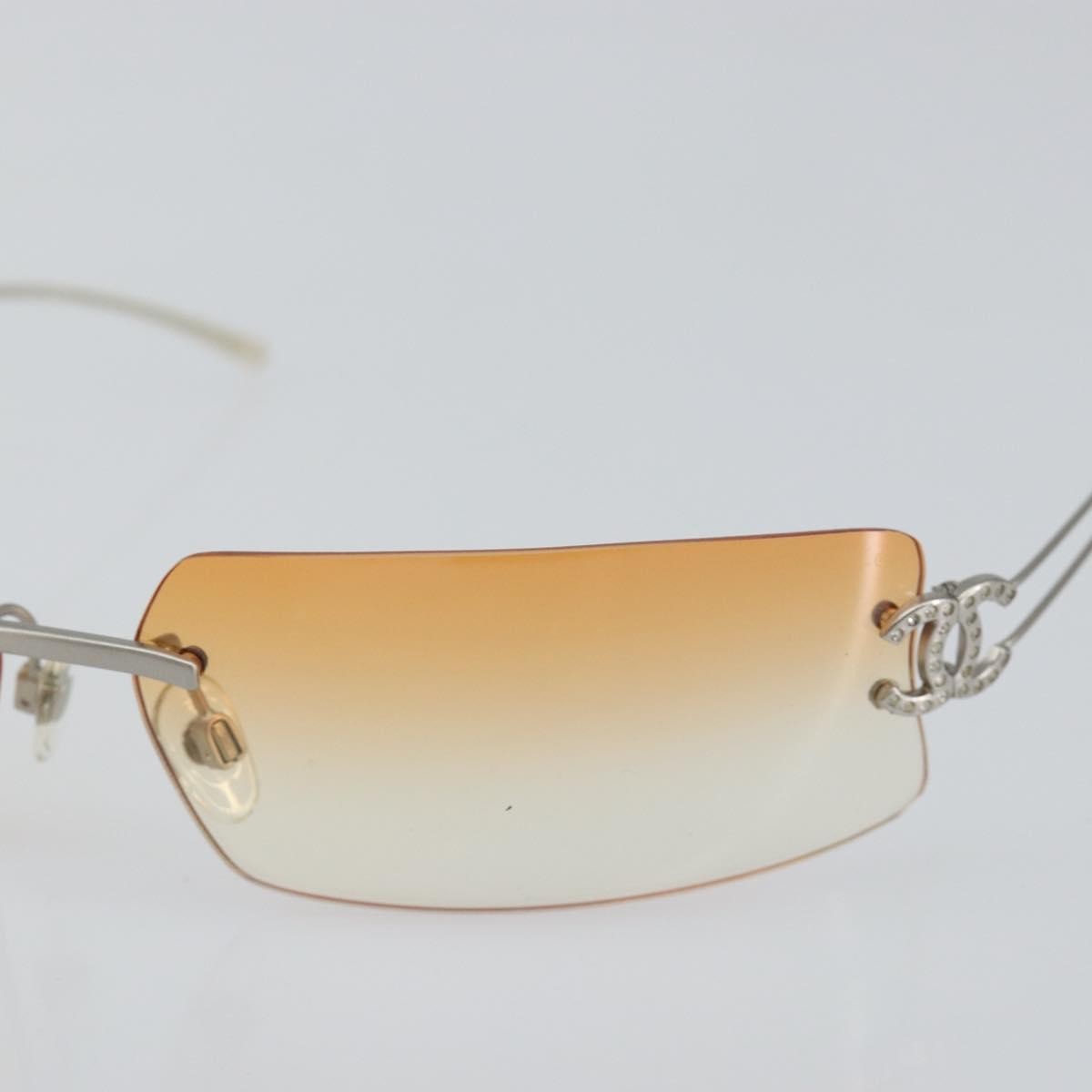 Chanel Logo CC Sunglasses Metal, SILVER, METAL, Sunglasse