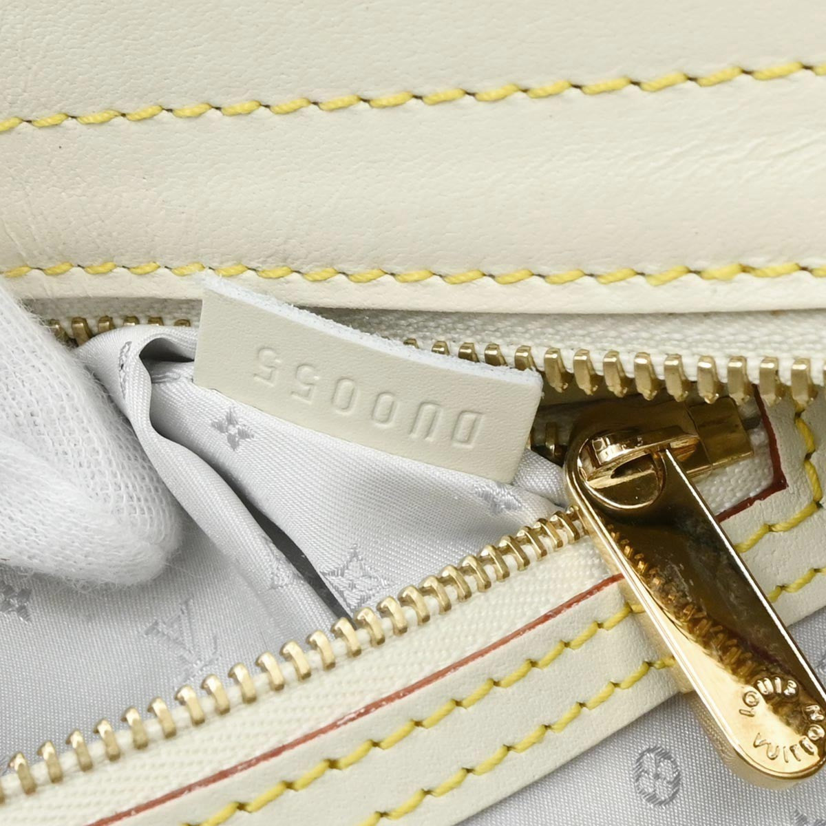 Louis Vuitton Suhali L'Epanoui Handbag Leather, WHITE, LEATHER, Handbag