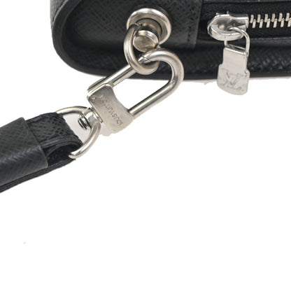 Louis Vuitton Baikal Handbag Taiga Leather, BLACK, LEATHER, Clutche & pouche