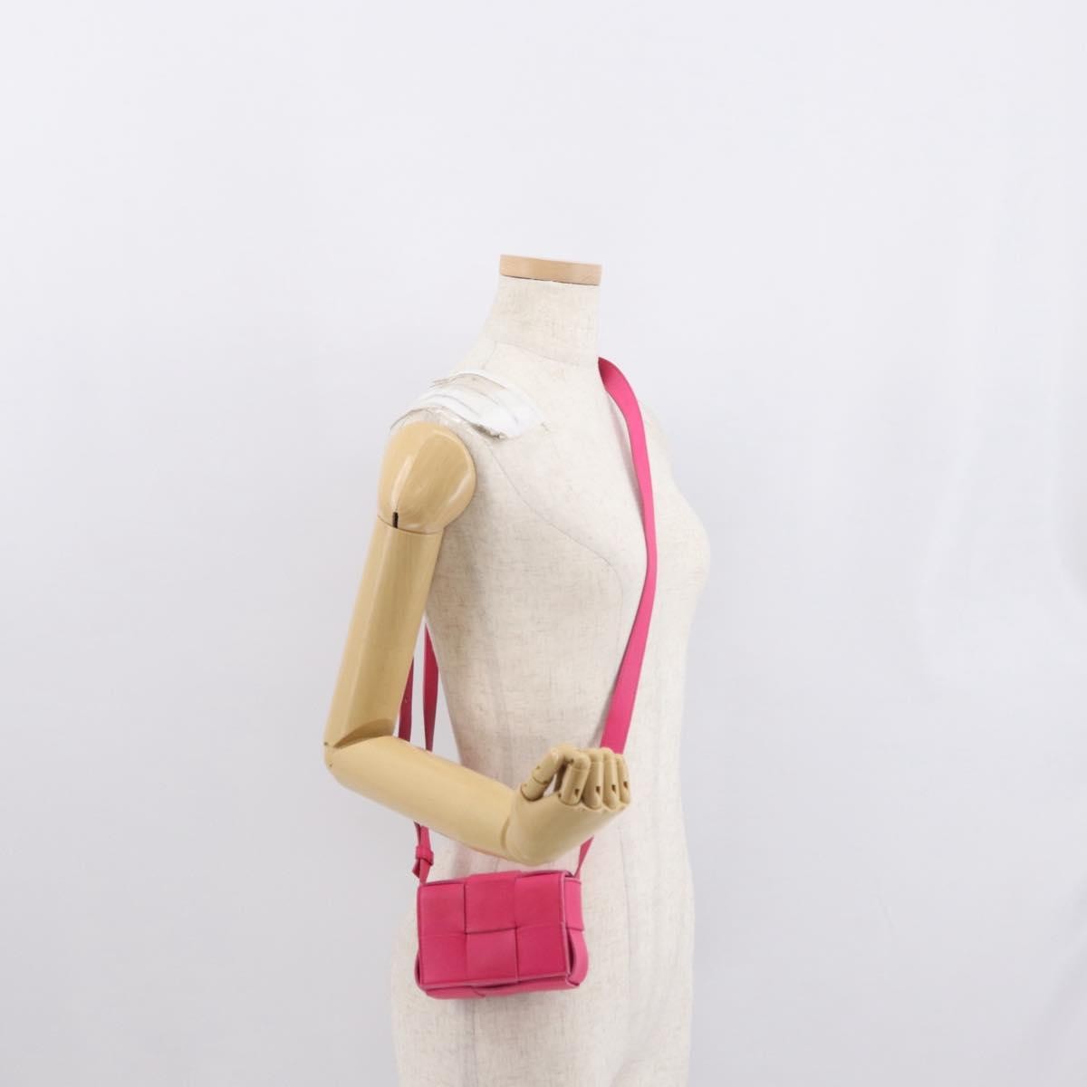 Bottega Veneta Cassette Crossbody Bag Maxi Intrecciato Leather, PINK, LEATHER, Clutche & pouche