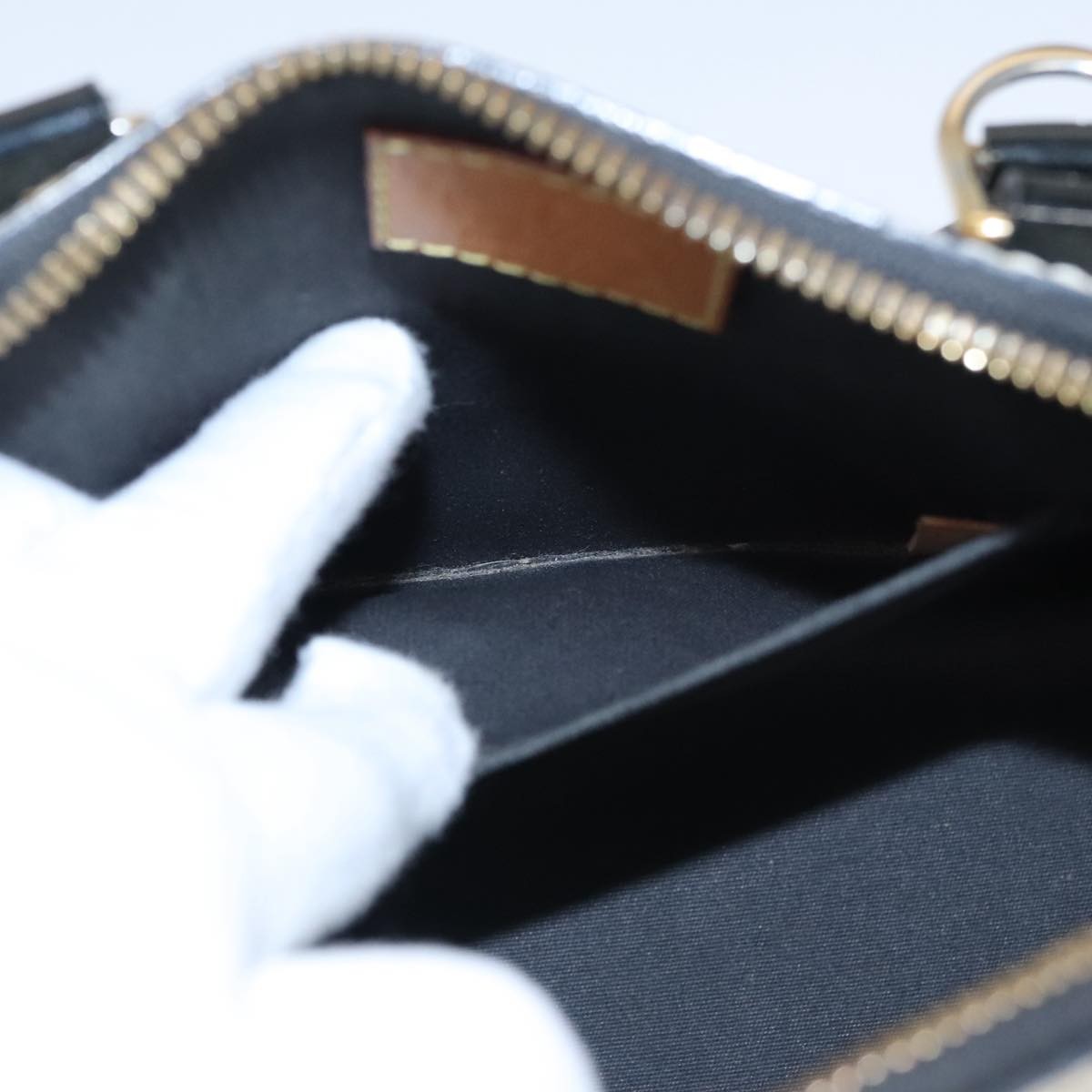 Louis Vuitton Alma Handbag Monogram Vernis, WHITE, PATENT_LEATHER, Handbag