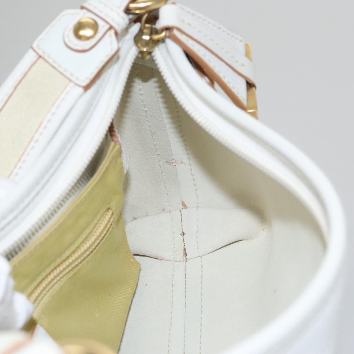 Salvatore Ferragamo Gancini Shoulder Bag Leather, WHITE, LEATHER, Shoulder bag