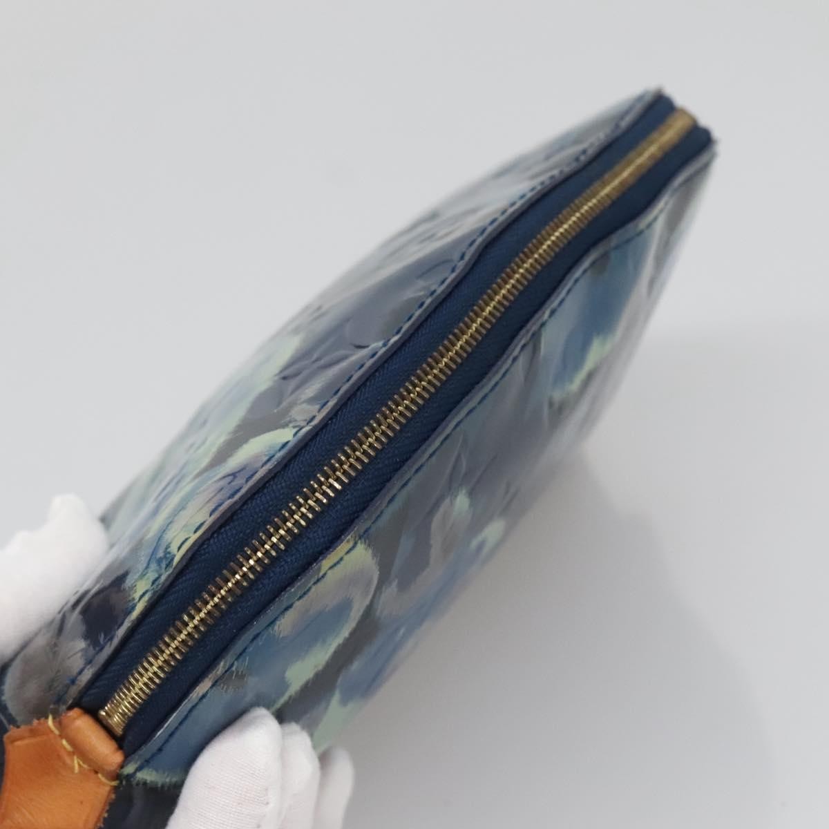 Louis Vuitton Cosmetic Pouch Monogram Vernis, BLUE, PATENT_LEATHER, Clutche & pouche
