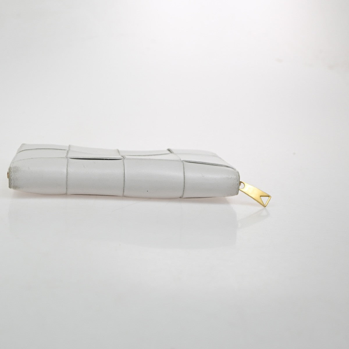 Bottega Veneta Cassette Zip Around Wallet Maxi Intrecciato Leather, WHITE, LEATHER, Wallets