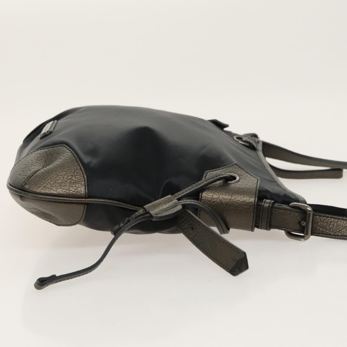 Burberry Zip Top Messenger Nylon, BLACK, NYLON, Shoulder bag