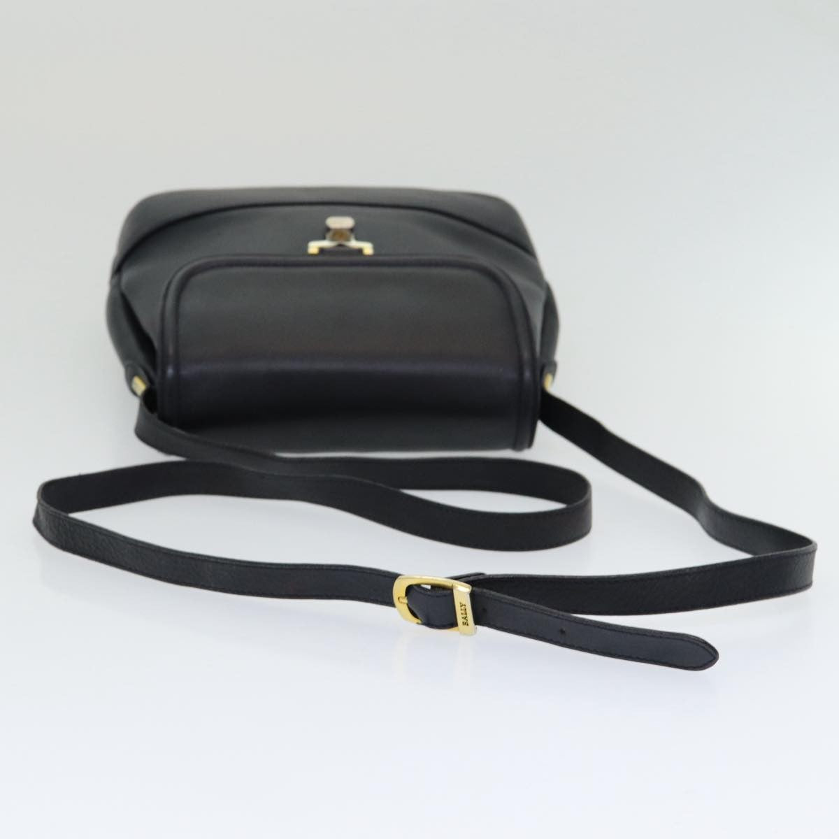 Bally Vintage Shoulder Bag Leather, Black, Leather, Shoulder Bag