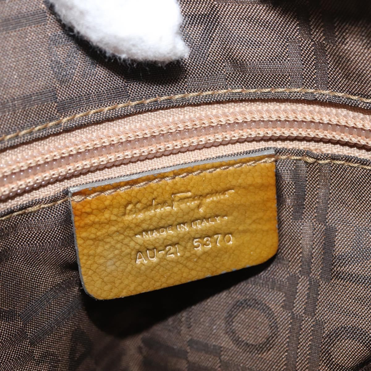 Salvatore Ferragamo Gancini handbag Suede, GREEN, SUEDE, Handbag