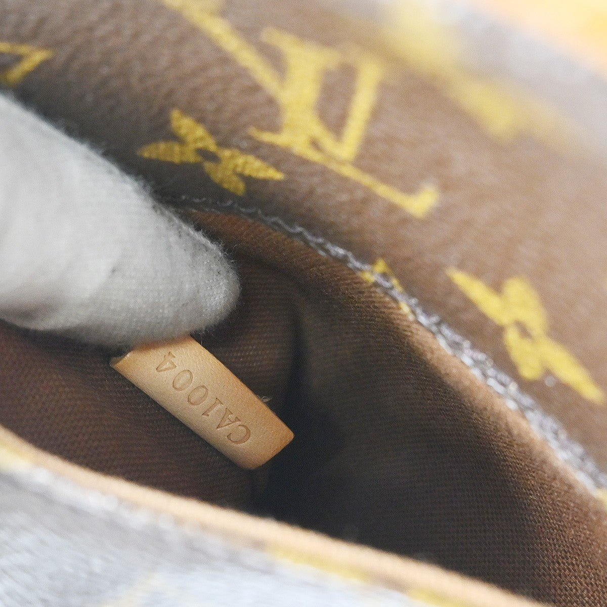 Louis Vuitton Pochette Gange Monogram Canvas, BROWN, CANVAS, Clutche & pouche