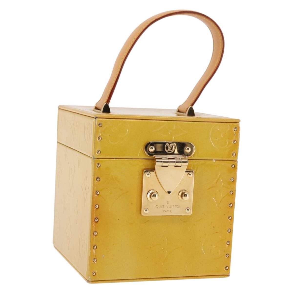 Louis Vuitton Bleecker Box Bag Monogram Vernis, BEIGE, PATENT_LEATHER, Clutche & pouche