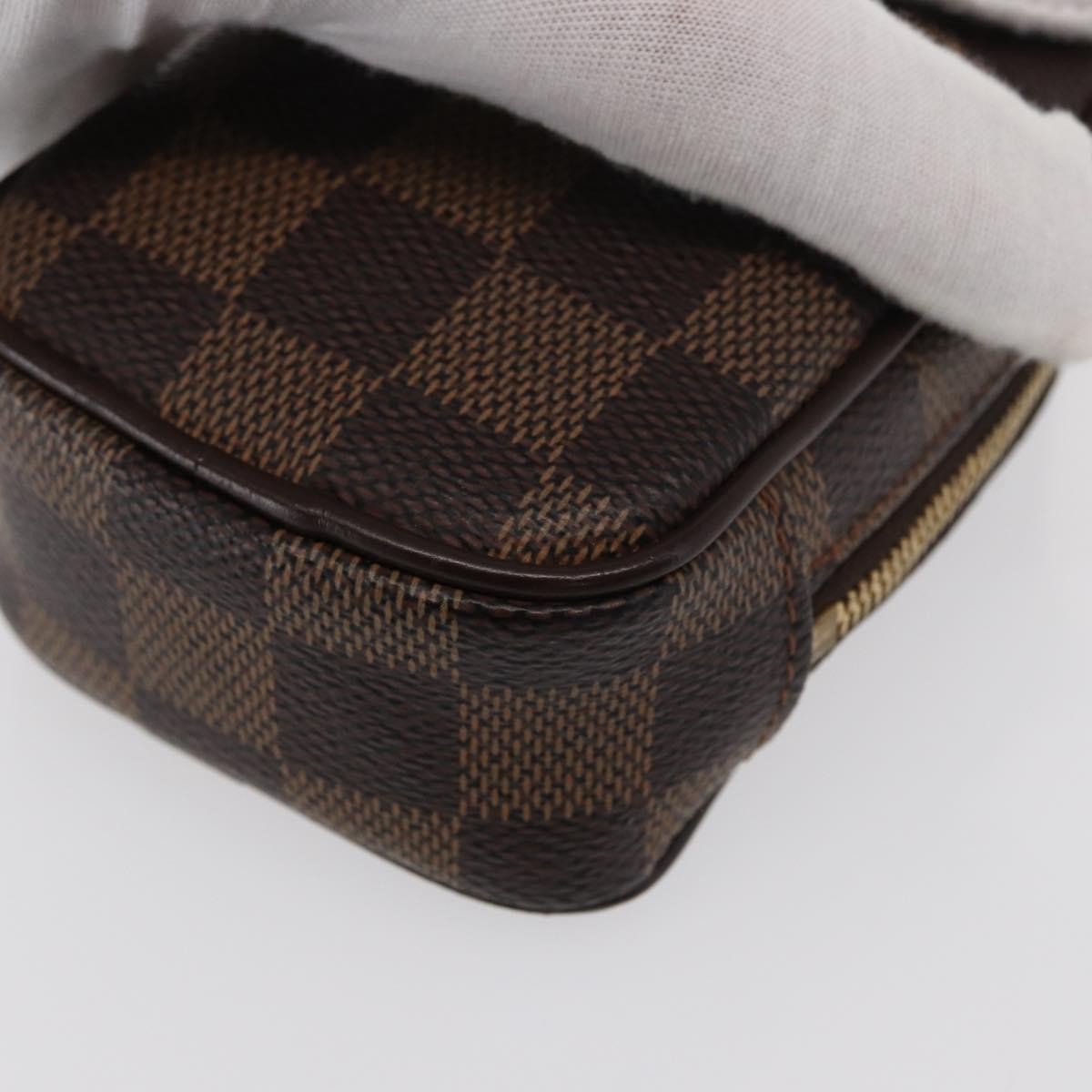 Louis Vuitton Etui Okapi Camera Case Damier, BROWN, CANVAS, Clutche & pouche
