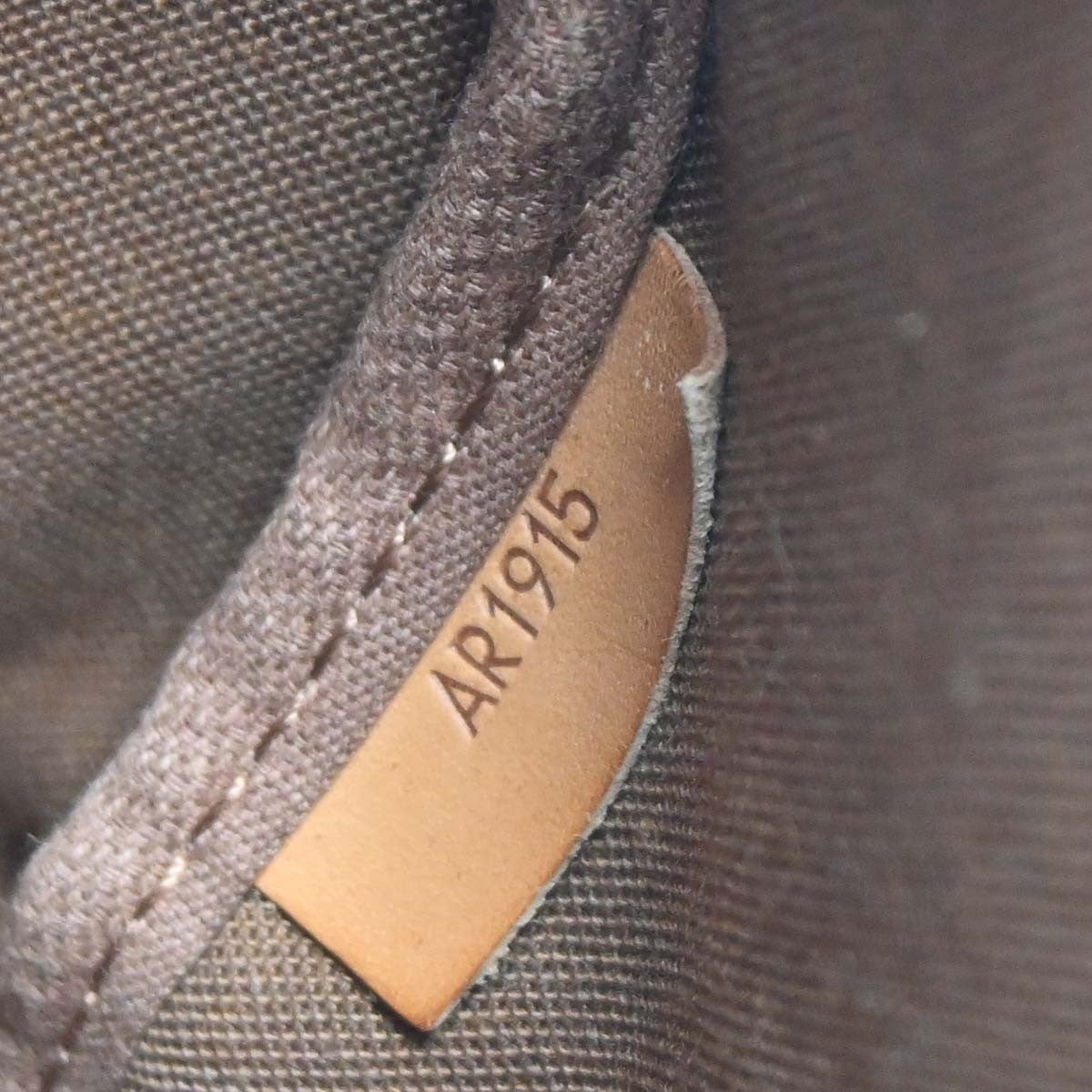 Louis Vuitton Saumur Messenger Bag Monogram Canvas, Brown, Canvas, Handbag