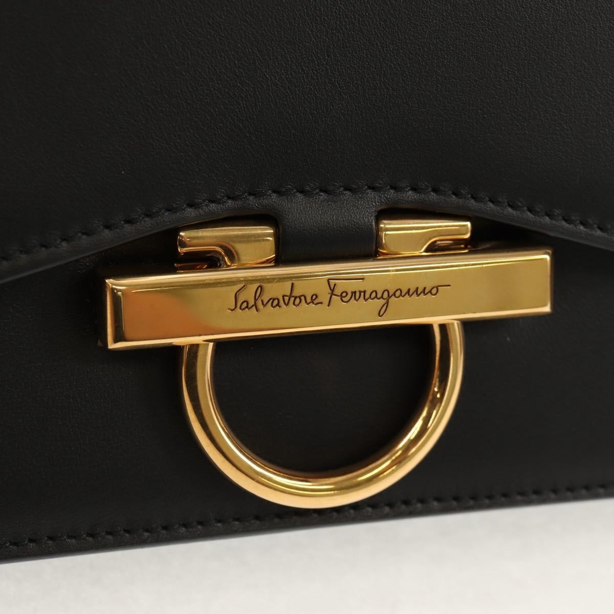 Salvatore Ferragamo Joanne Shoulder Bag Leather, BLACK, LEATHER, Shoulder bag