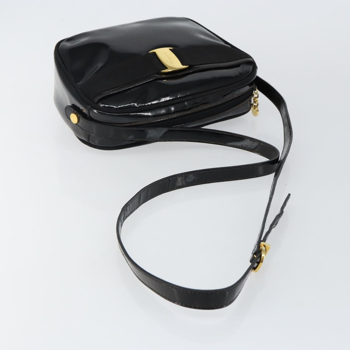 Salvatore Ferragamo Vala Shoulder Bag Patent Leather, BLACK, PATENT_LEATHER, Shoulder bag