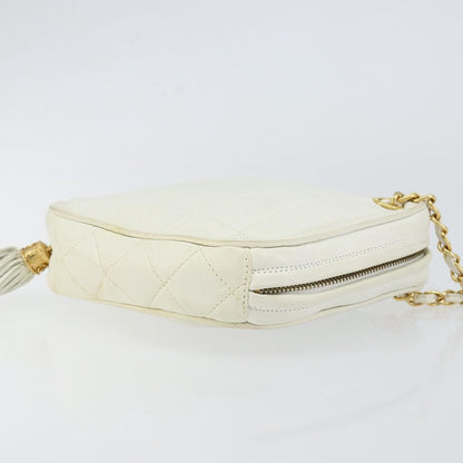 Chanel Vintage Diamond Tassel Crossbody Quilted Lambskin, WHITE, LEATHER, Clutche & pouche