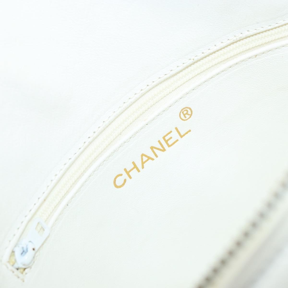 Chanel Vintage Diamond Tassel Crossbody Quilted Lambskin, WHITE, LEATHER, Clutche & pouche