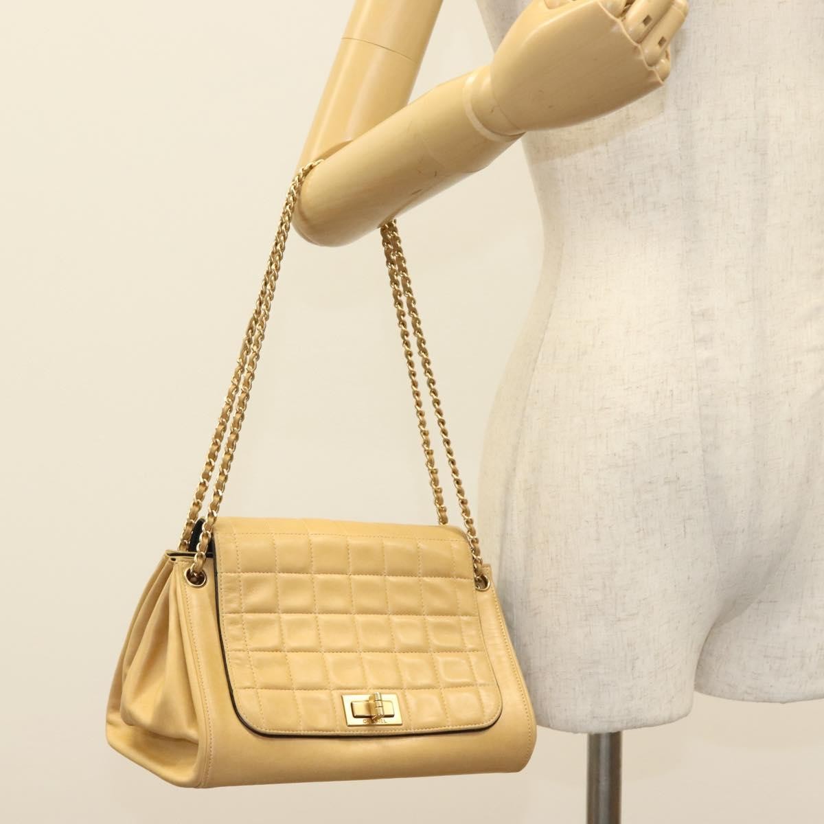 Chanel Chocolate Bar Flap Bag Quilted Lambskin, BEIGE, LEATHER, Shoulder bag