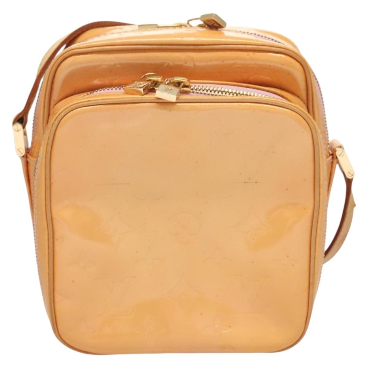 Louis Vuitton Wooster Handbag Monogram Vernis, BEIGE, PATENT_LEATHER, Handbag