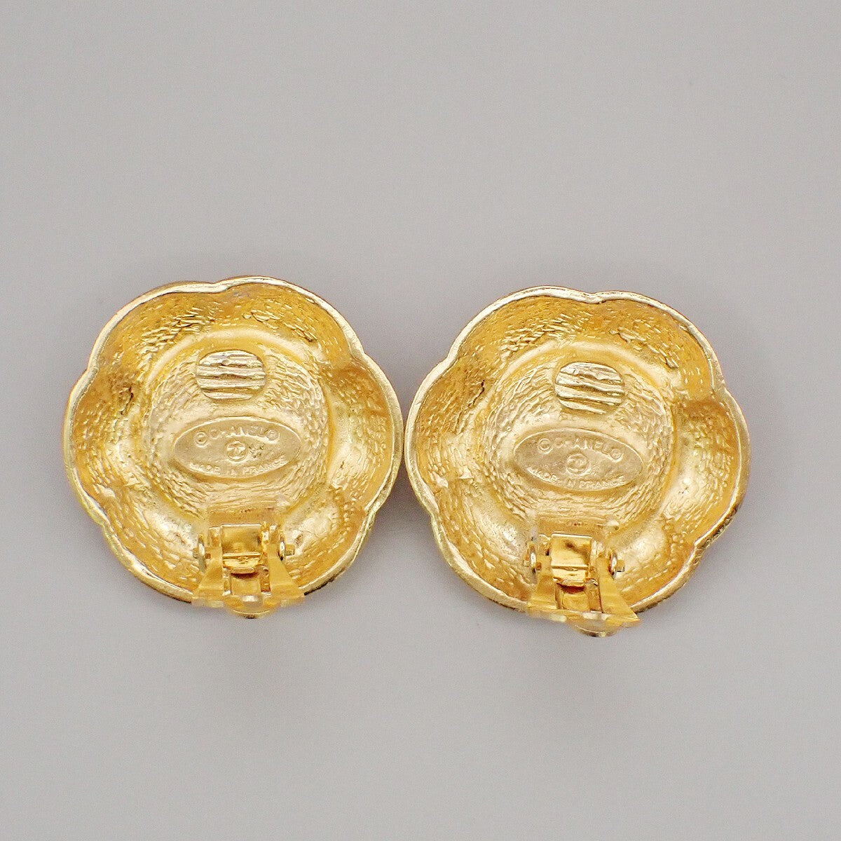 Chanel Vintage CC Flower Clip-On Earrings imitation pearls in gold plated, GOLD, GOLD_PLATED, Earrings